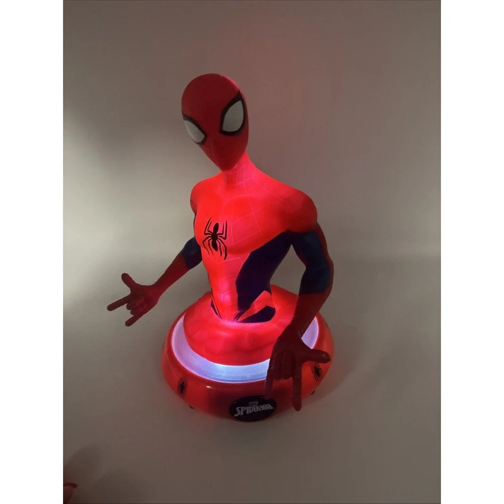 Spider-Man Night Light Lamp – Marvel Superhero LED Room Decor for Kids & Fans - Picture 7 of 11
